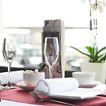 Hotel Grand Jersey And