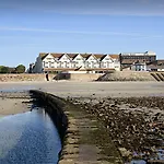 Grand Jersey And Hotel