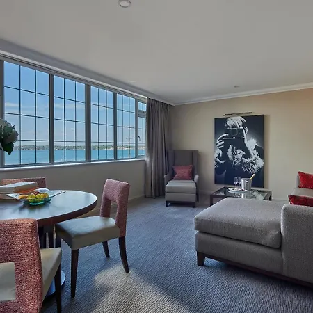 Grand Jersey And Hotel 5*
