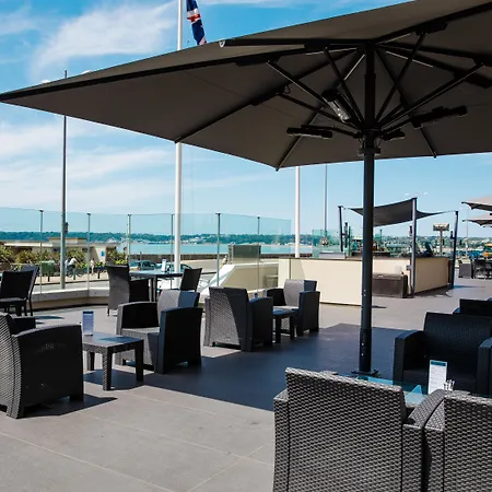 Grand Jersey And Hotel