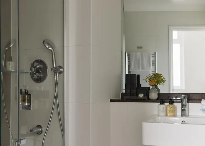 Grand Jersey And Hotel